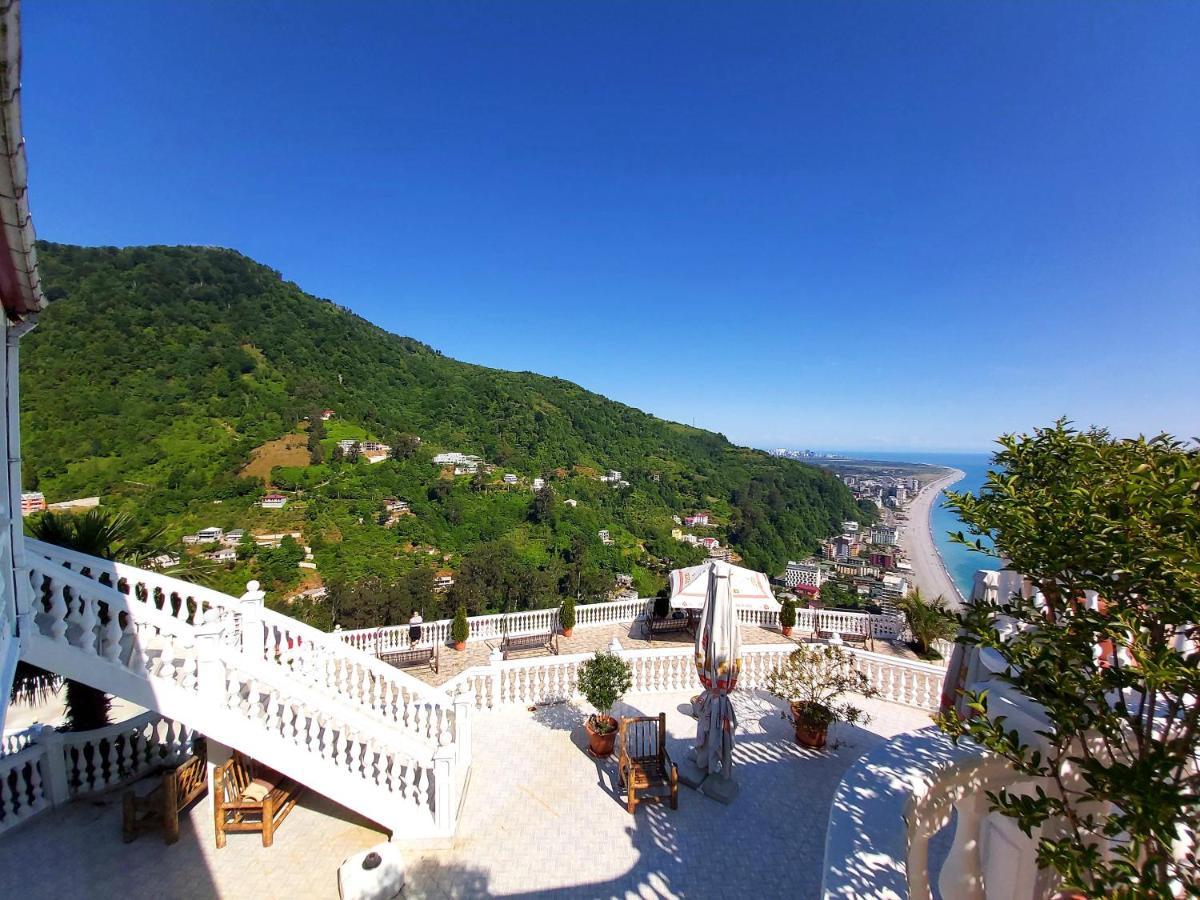 Hotel Zura Palace Kvariati Exterior photo