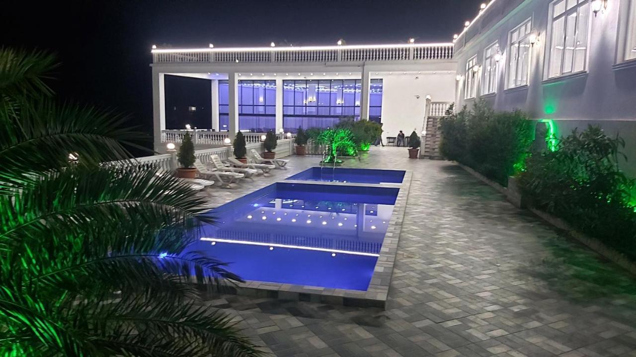 Hotel Zura Palace Kvariati Exterior photo