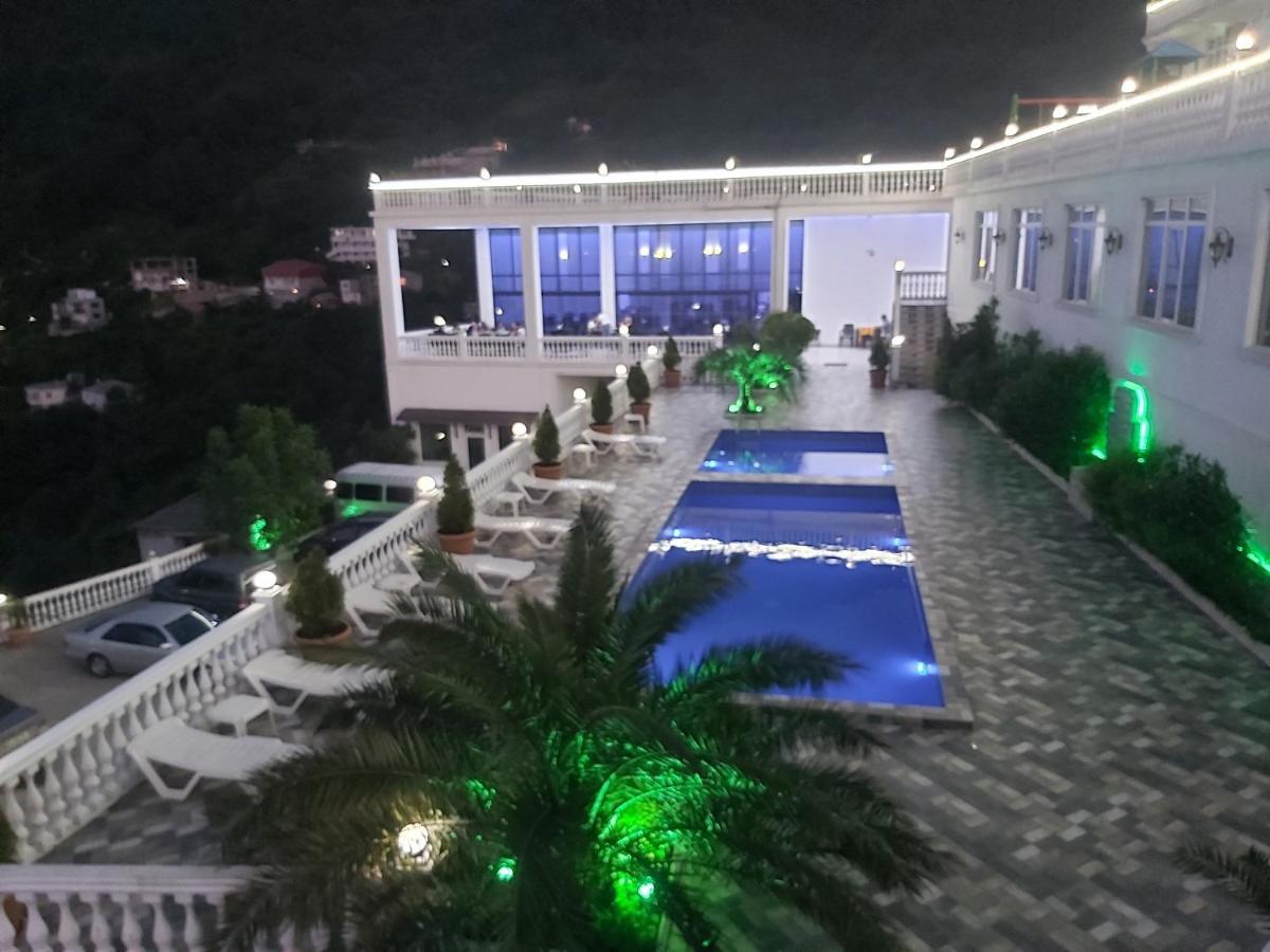 Hotel Zura Palace Kvariati Exterior photo