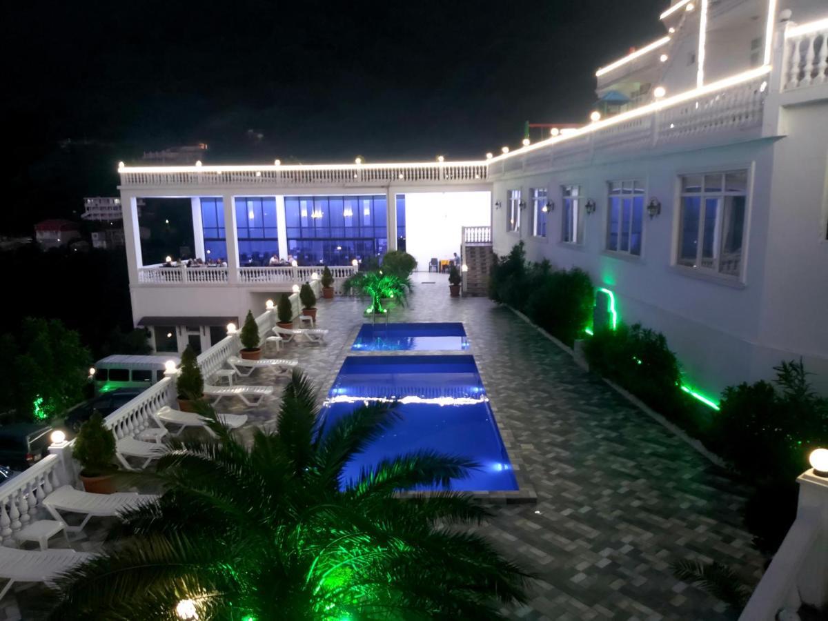 Hotel Zura Palace Kvariati Exterior photo