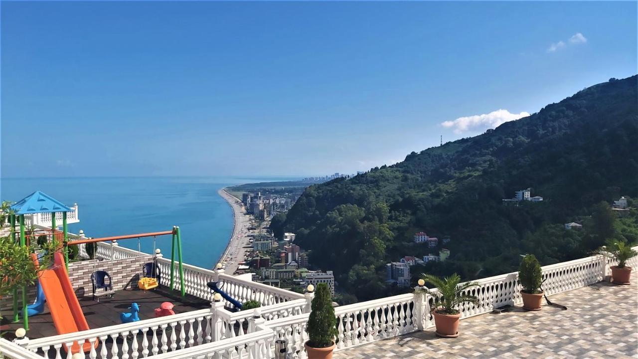 Hotel Zura Palace Kvariati Exterior photo