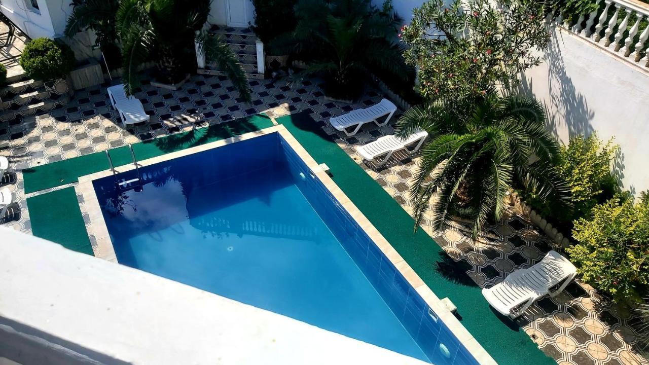 Hotel Zura Palace Kvariati Exterior photo
